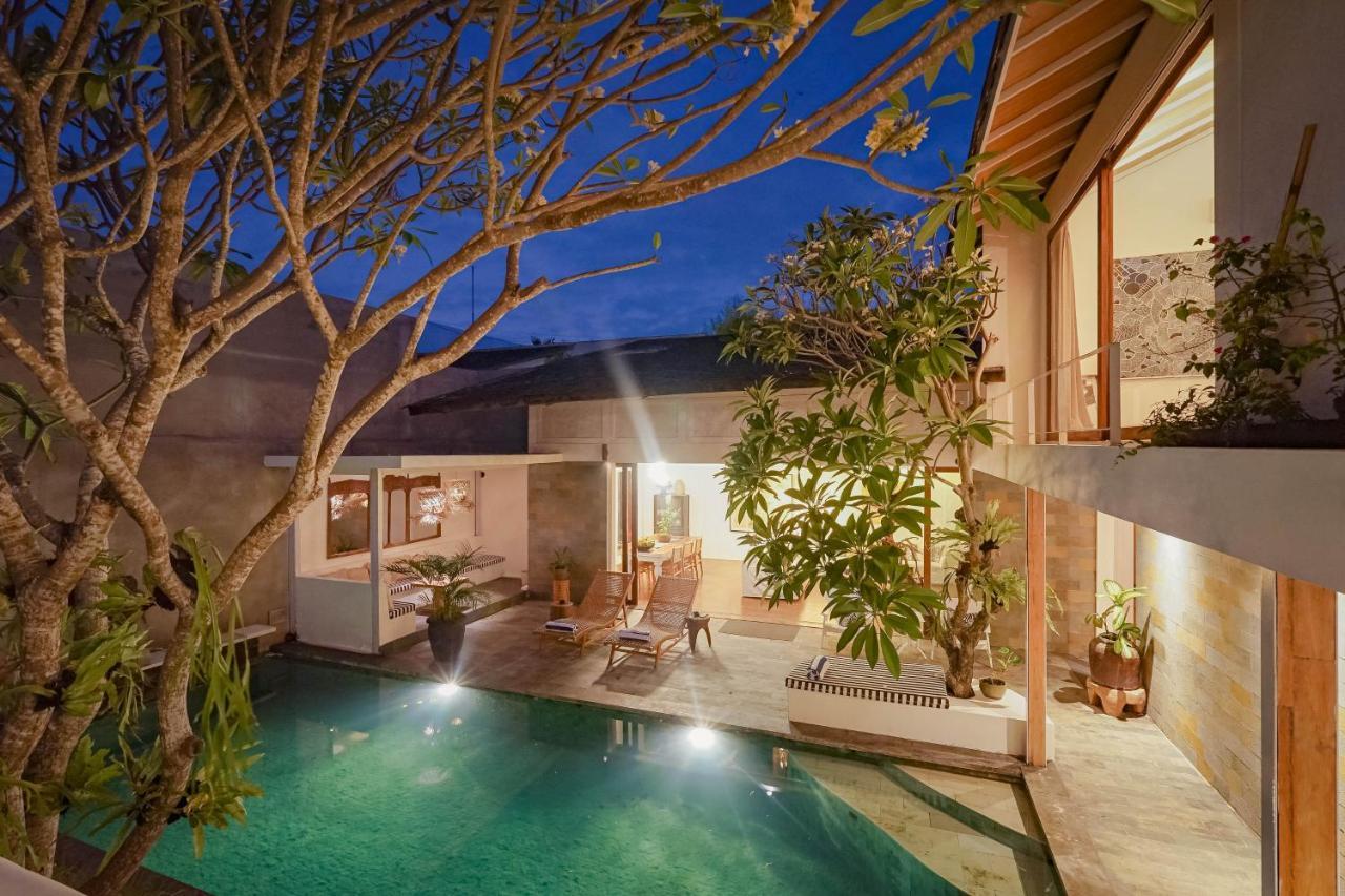 Bias Villa Seminyak Extérieur photo